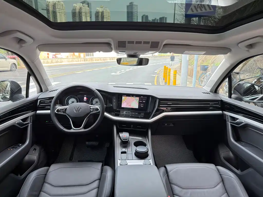 Volkswagen Touareg 2022 2.0TSI