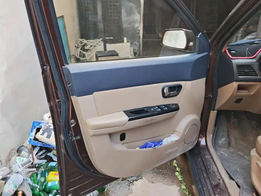 Wuling Hongguang — миниатюра 7