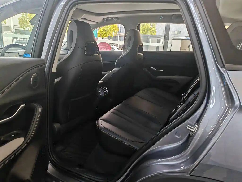 BYD SEA LION 05 DM I