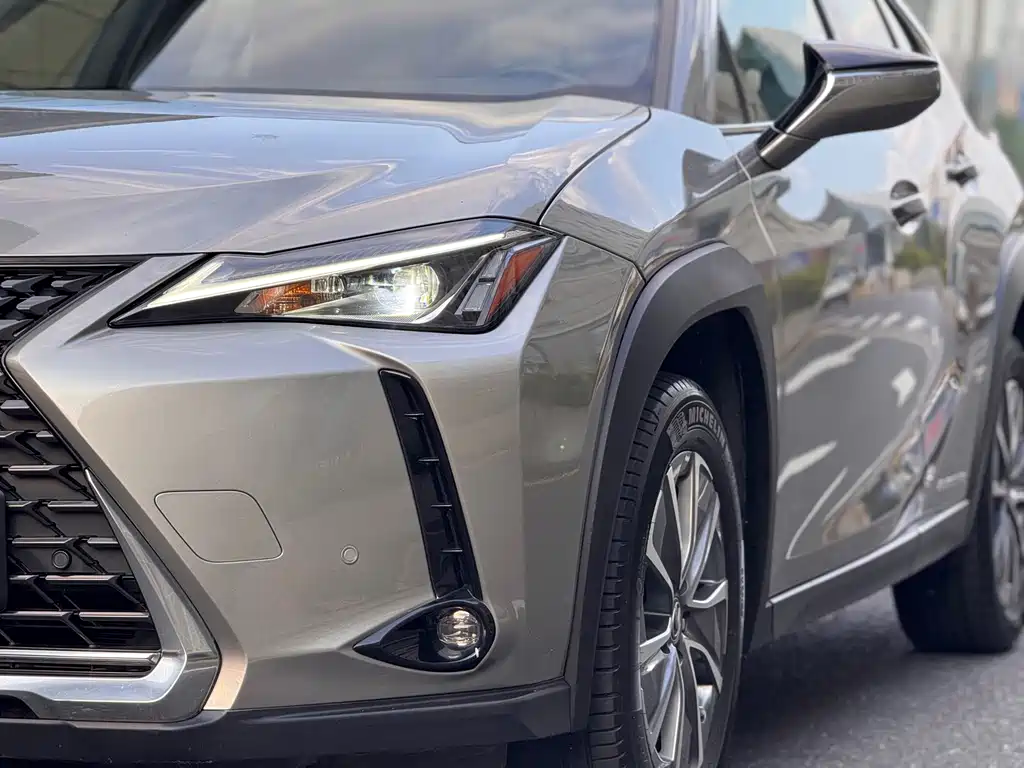 Lexus UX New Energy — миниатюра 28