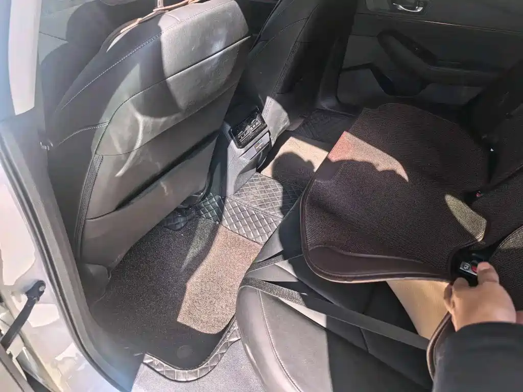 Honda Accord — миниатюра 5