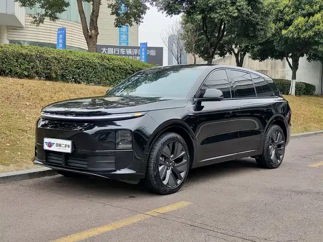 Li Auto IDEAL L6 2024