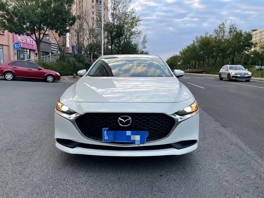 Mazda 3 Axela — миниатюра 5