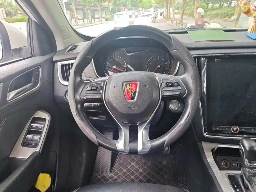 Roewe RX5 — миниатюра 6