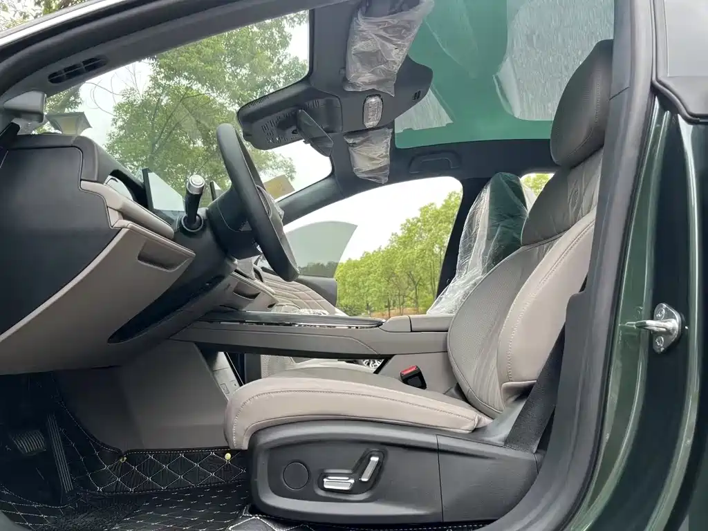 GEELY GALAXY GALAXY SPARKLE 8