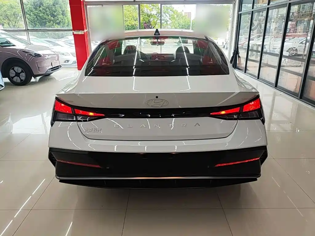 Hyundai Elantra 2023 1.5L CVT GLX Elite
