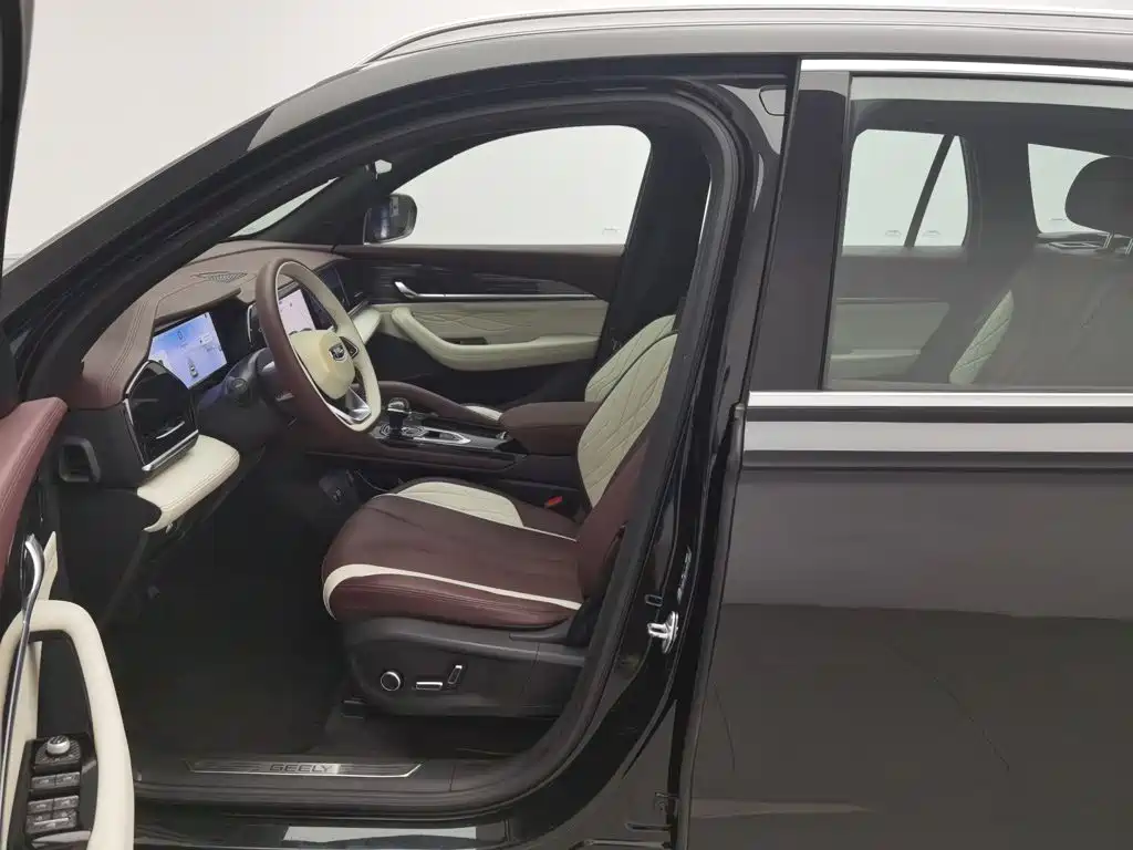 Geely Xingyue L — миниатюра 10