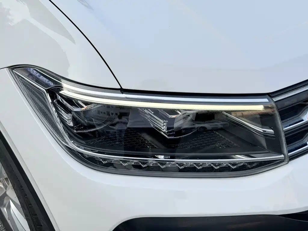 Volkswagen T-Cross — миниатюра 14