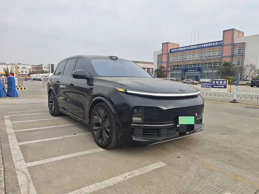 Li Auto IDEAL L8