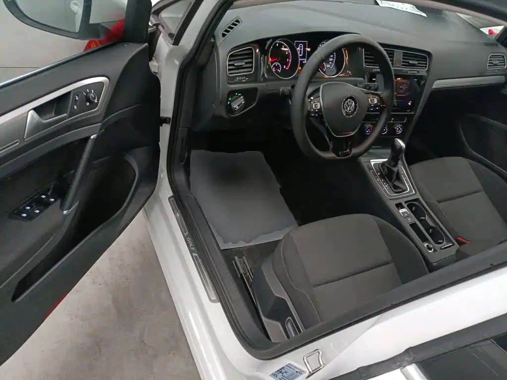 Volkswagen Golf — миниатюра 16