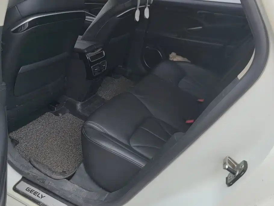 Geely Borui — миниатюра 11
