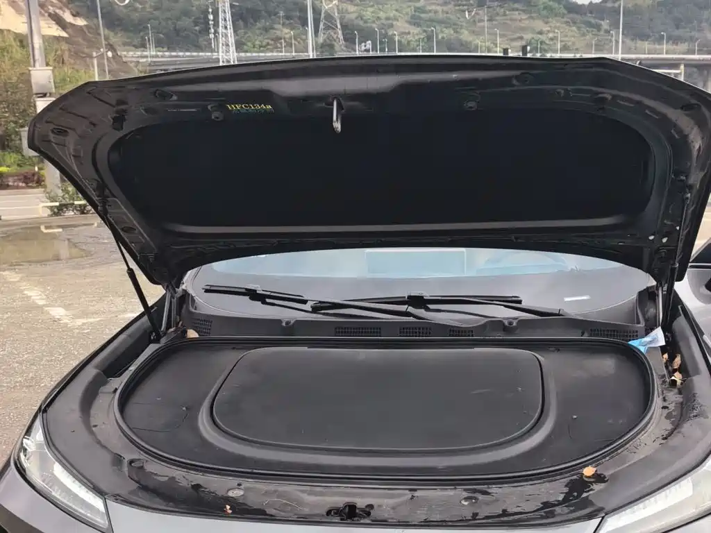 Changan Deepal DARK BLUE S07