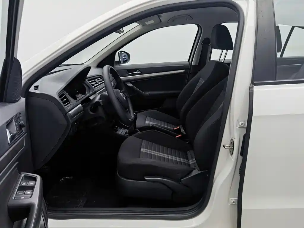 Volkswagen Lavida — миниатюра 10
