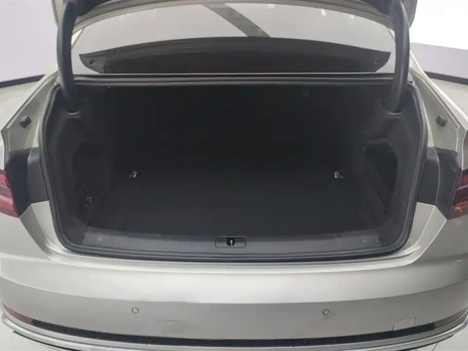 Audi A4L 2018 30 40 TFSI Fashion