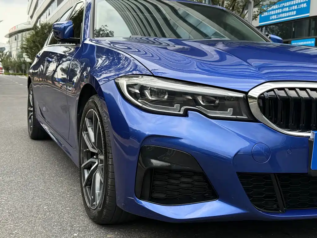 BMW 3 Series — миниатюра 4