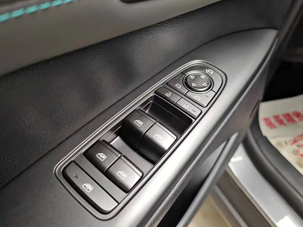 BYD Qin Plus PLUS 2025 DM-i Smart Drive 120KM