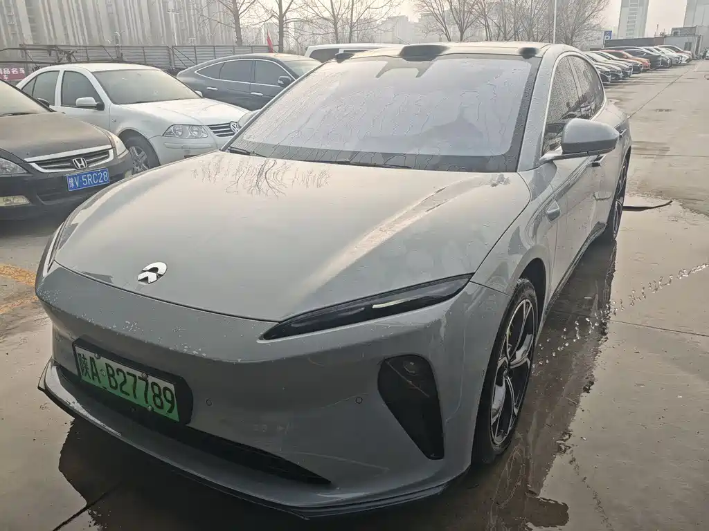 NIO NIO ET5T
