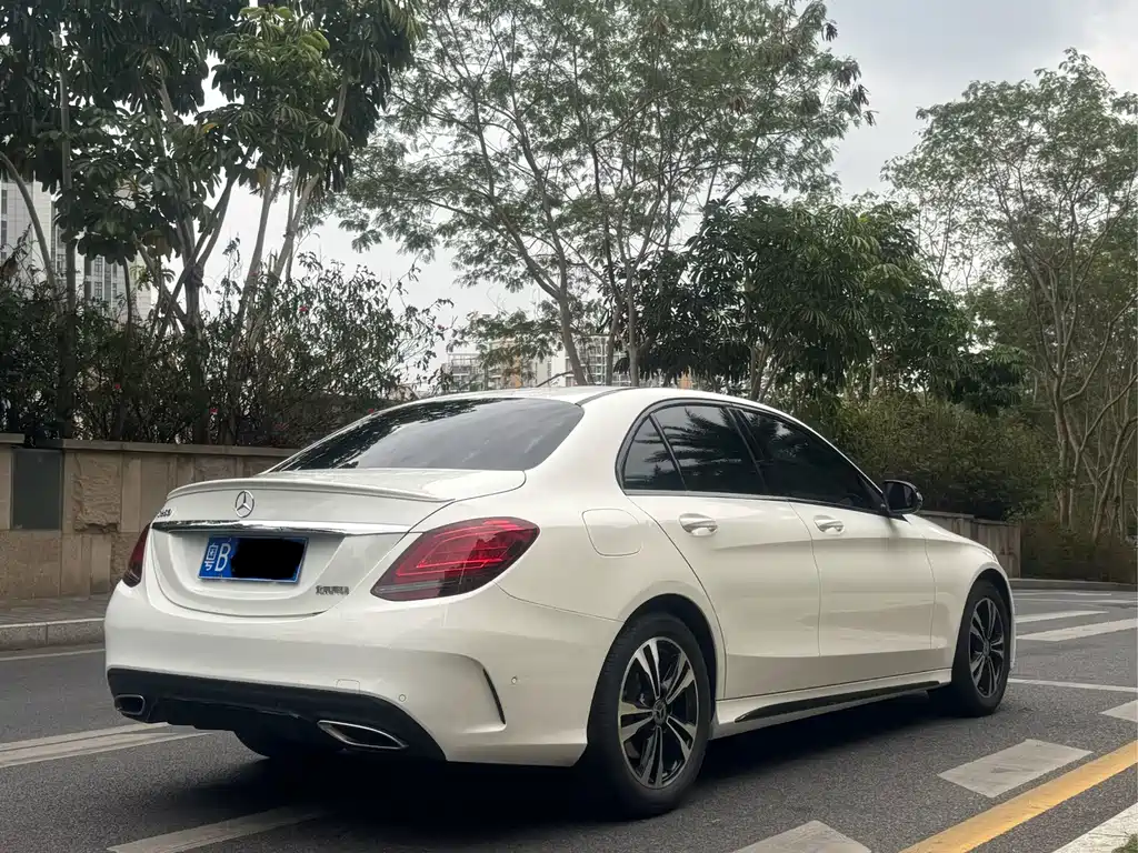 MERCEDES-BENZ C CLASS