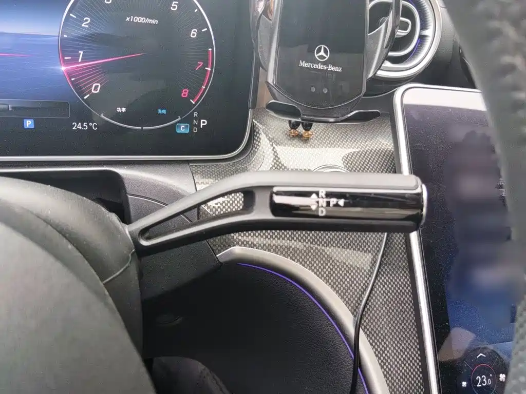Mercedes-Benz C-Class — миниатюра 7