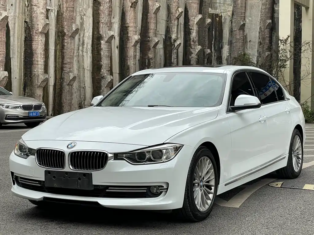 BMW 3 Series 2015