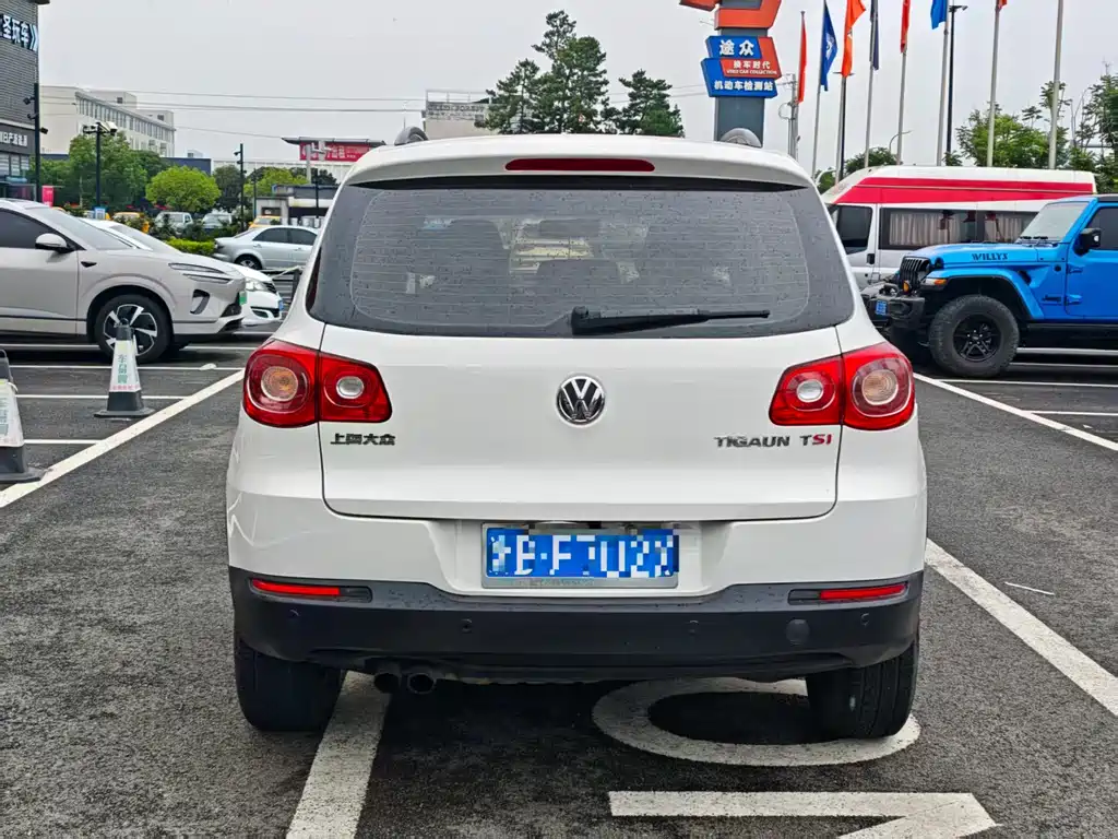 Volkswagen Tiguan 2010 1.8TSI AT