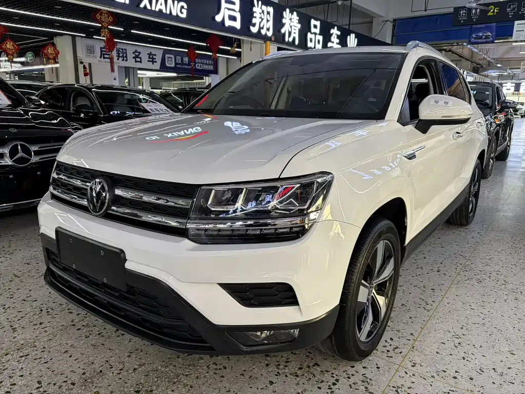 Volkswagen Tharu 2022
