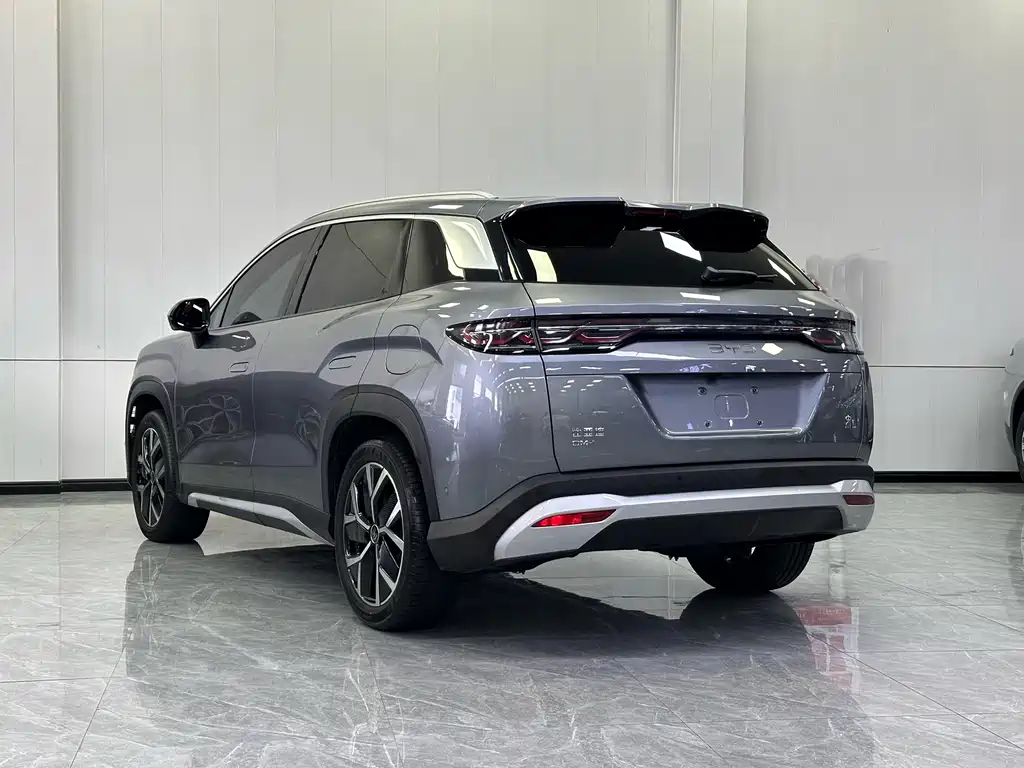 BYD L DM-i — миниатюра 8