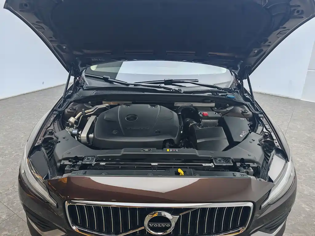 Volvo S60 — миниатюра 13