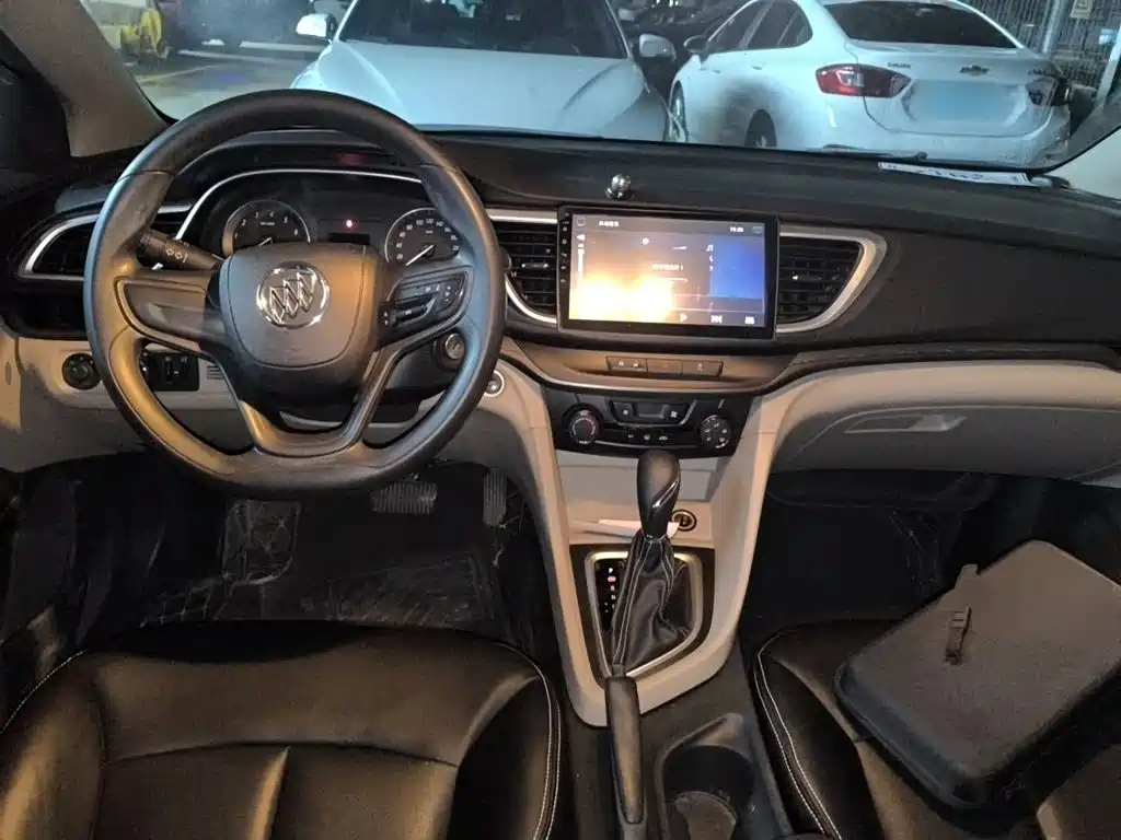 Buick Excelle — миниатюра 10