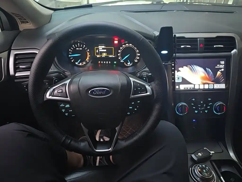 Ford Mondeo — миниатюра 13