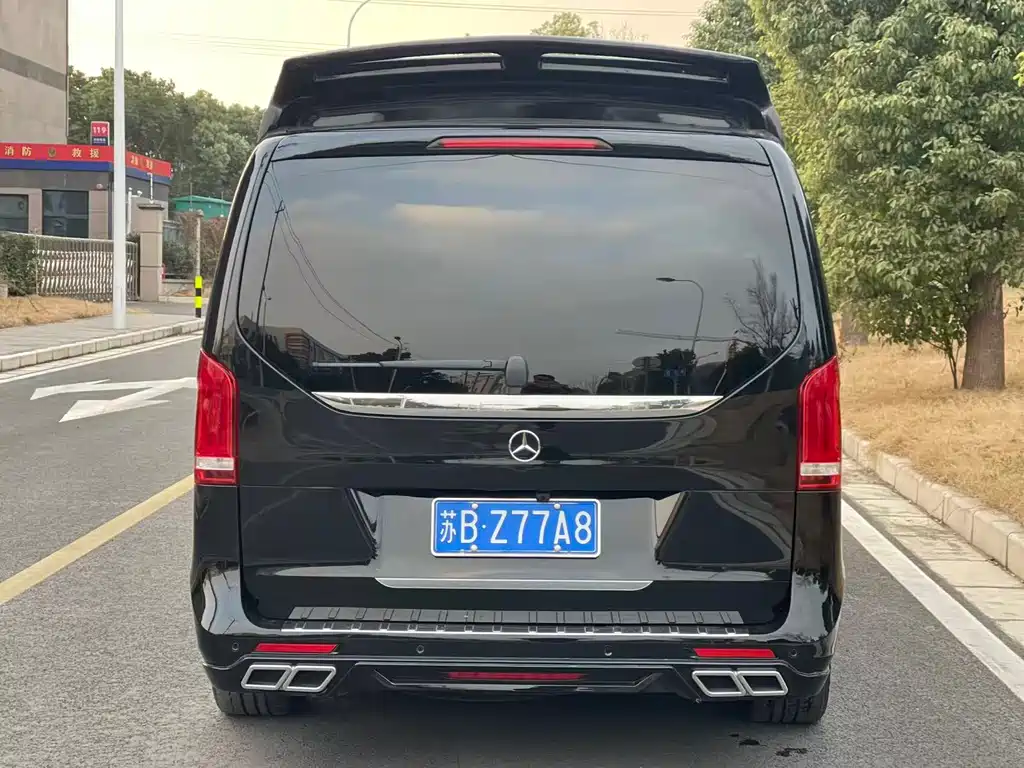 MERCEDES-BENZ V CLASS