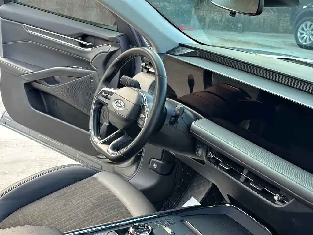 Ford Mondeo — миниатюра 14