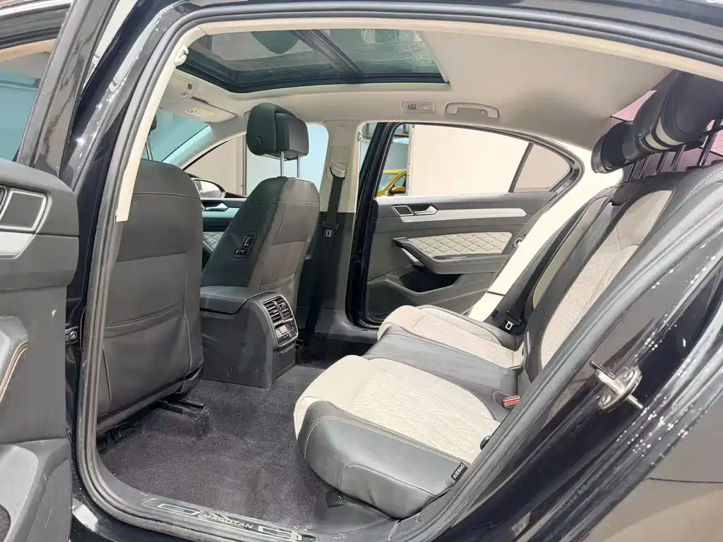 Volkswagen Magotan — миниатюра 9