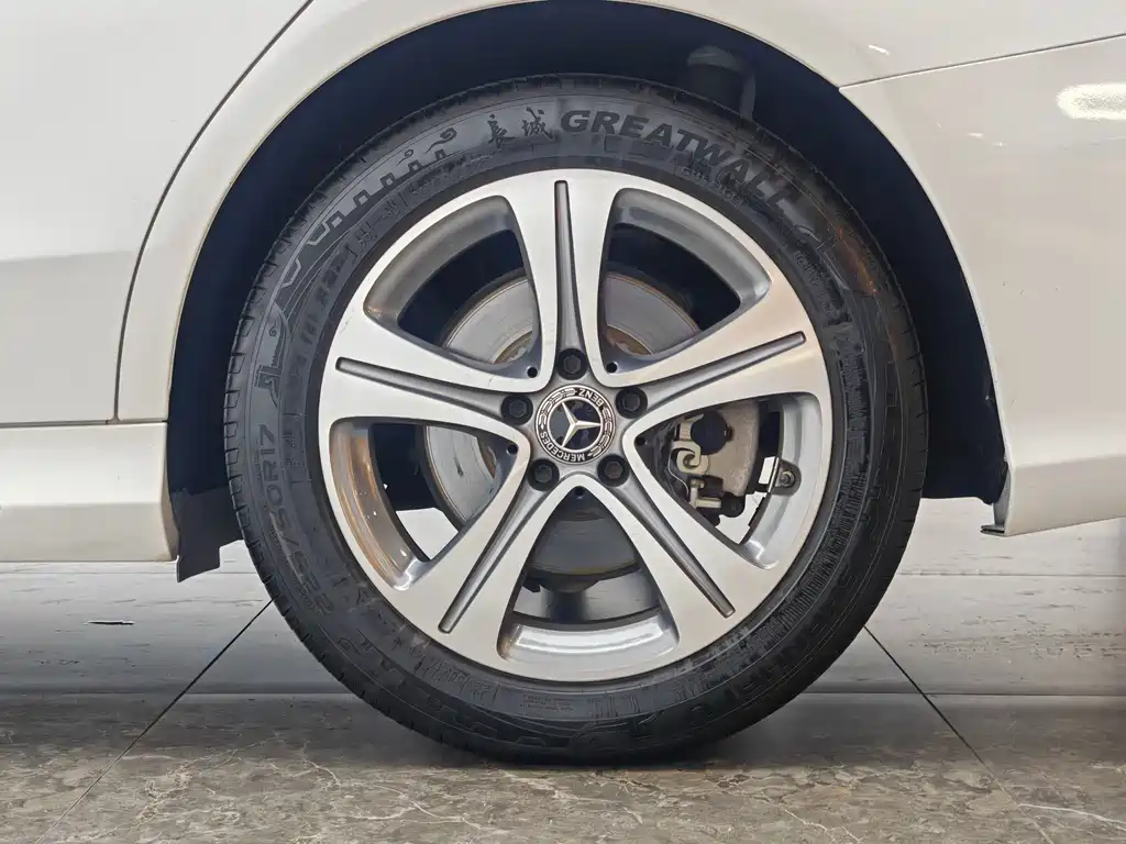Mercedes-Benz C-Class — миниатюра 9