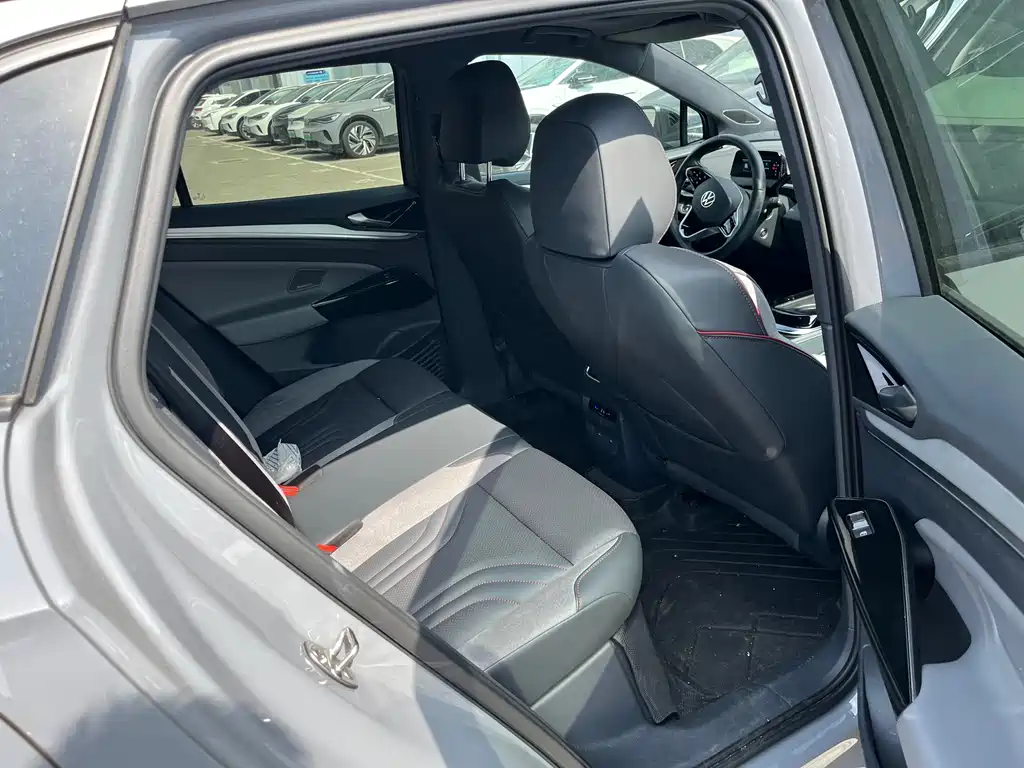 VOLKSWAGEN ID.4 CROZZ