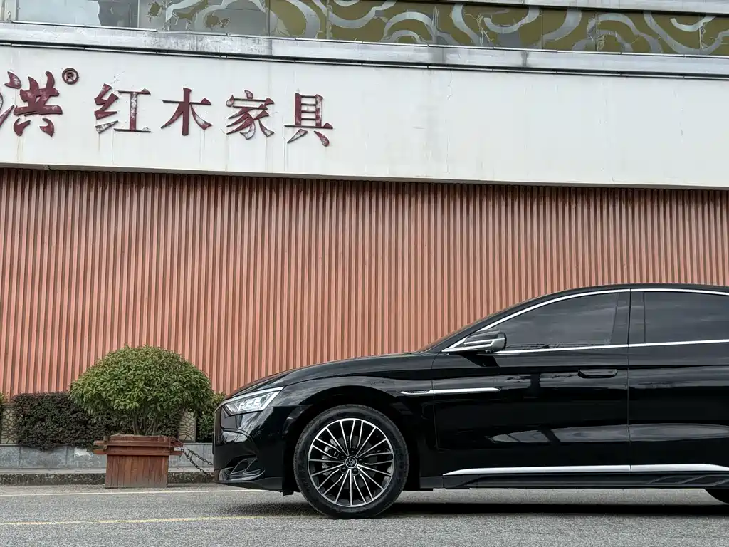BYD Han — миниатюра 4