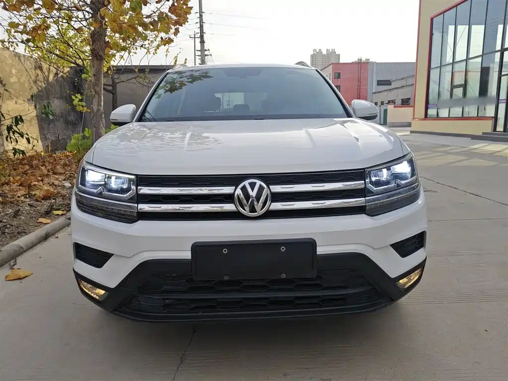 VOLKSWAGEN TUYUE