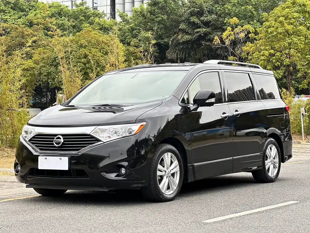 Nissan Quest 2015