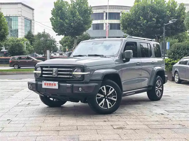 2022 TANK 300