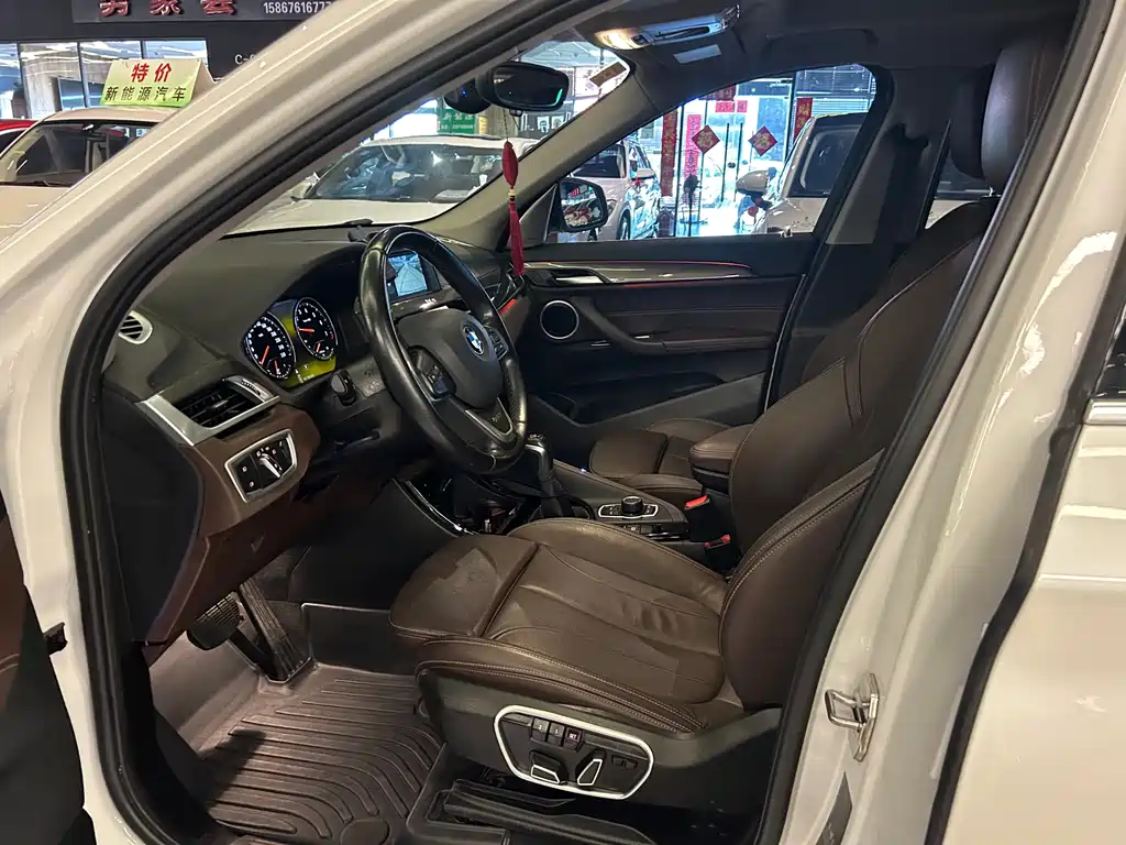 BMW  X1