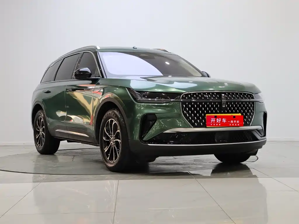 Lincoln Nautilus 2023 2.0T Premium