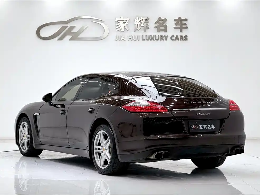 Porsche Panamera 2010 Panamera 4 3.6L
