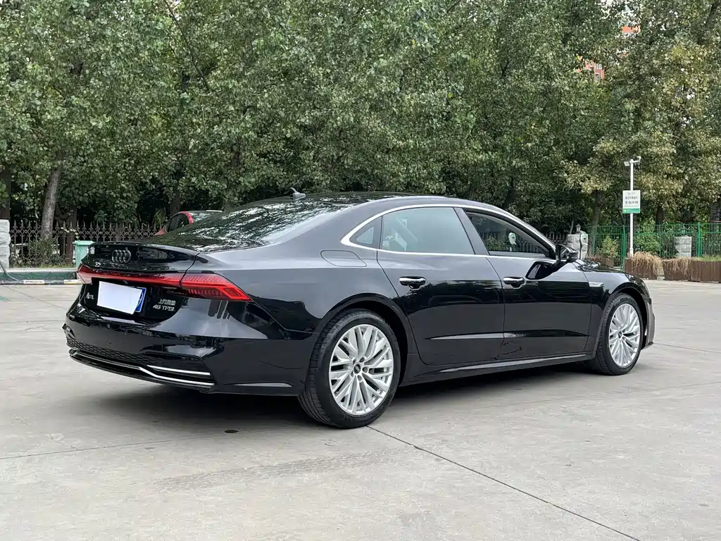 Audi A7L 2024 — фото 14