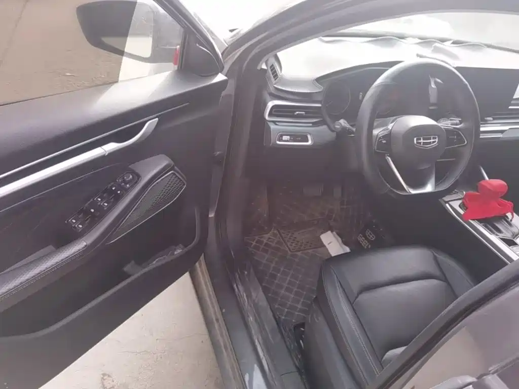 Geely Emgrand — миниатюра 16