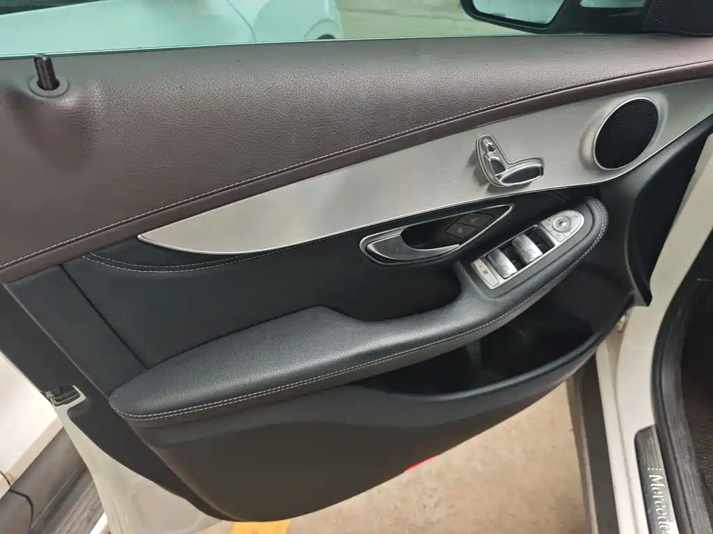 Mercedes-Benz GLC — миниатюра 9