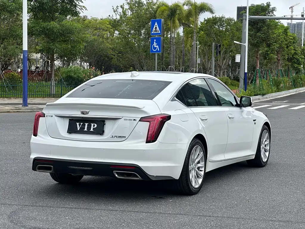 Cadillac CT5 2020 28T Fashion