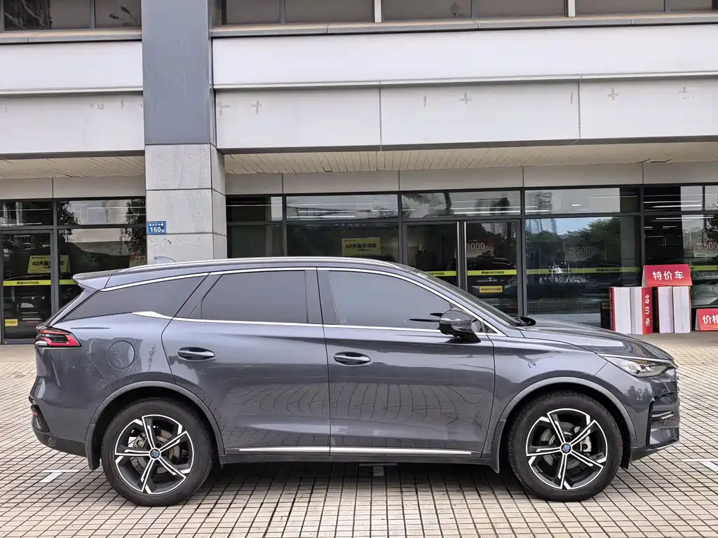 BYD Tang PHEV 2021 — фото 7