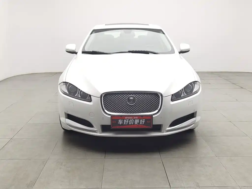 Jaguar XF — миниатюра 3