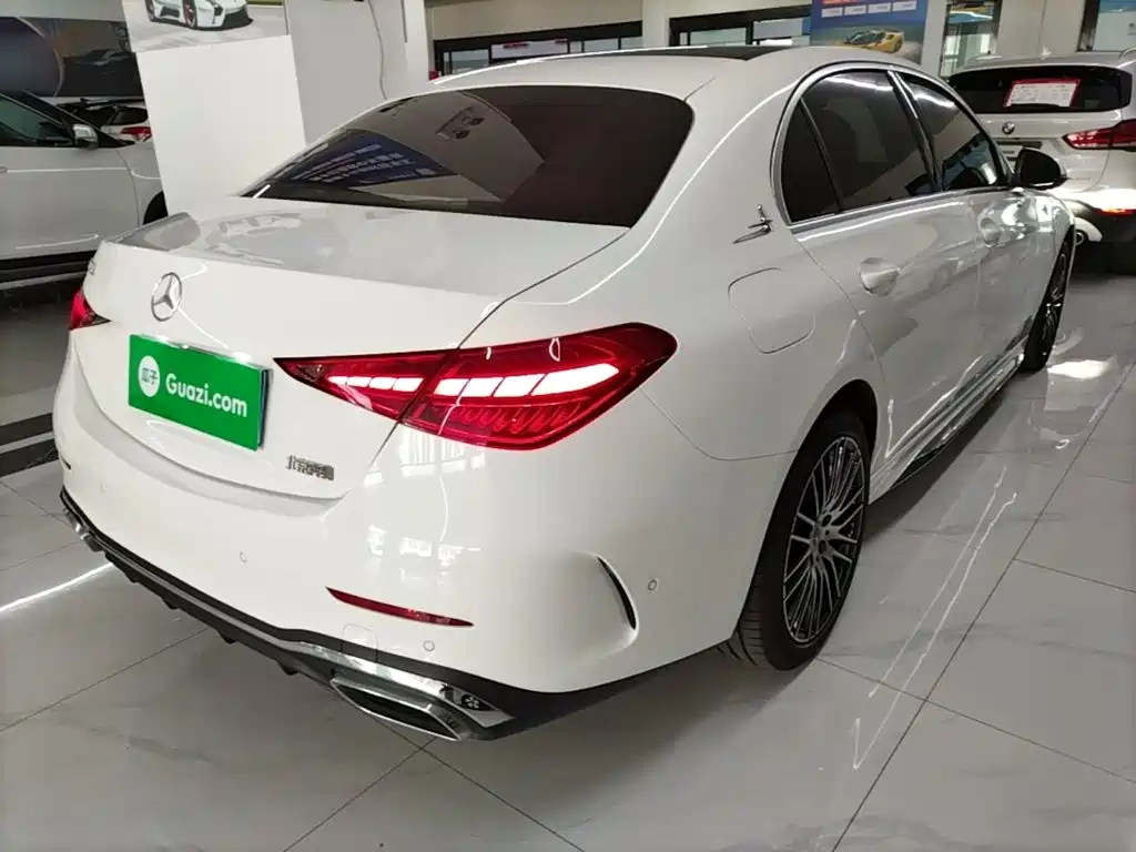 Mercedes-Benz C-Class 2023 — фото 6