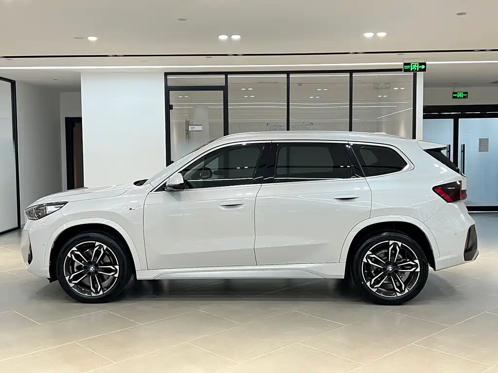 BMW X1 — миниатюра 4